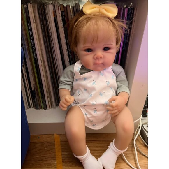 🆕18-Inch Realistic Baby with Blonde Hair and Weighted Cloth Body Toddler Girls - Picture 1 of 13